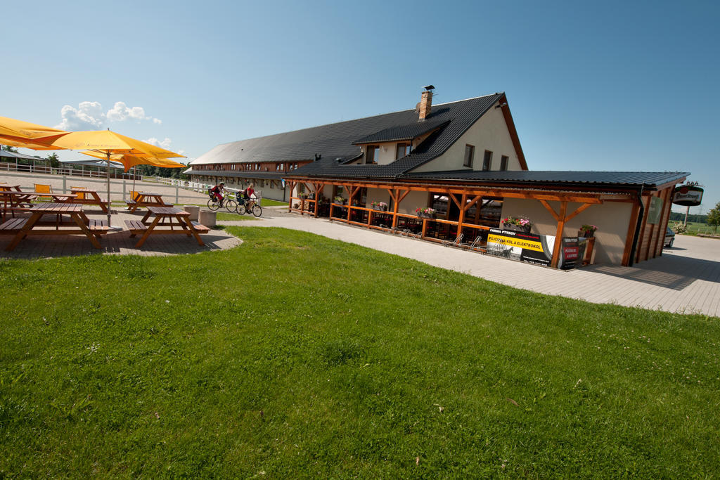 Farma Ptyrov Hotel Mnichovo Hradiště Værelse billede